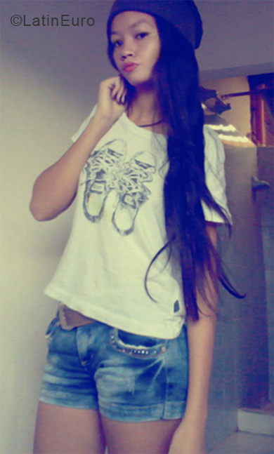 Date this happy Colombia girl Ana from Medellin CO24097