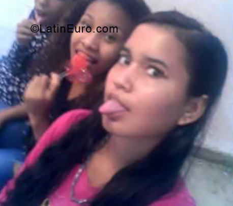 Date this voluptuous Venezuela girl Mery from Puerto la Cruz VE1769