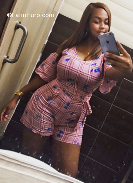 Date this young Dominican Republic girl Katherine from Santo Domingo DO32905