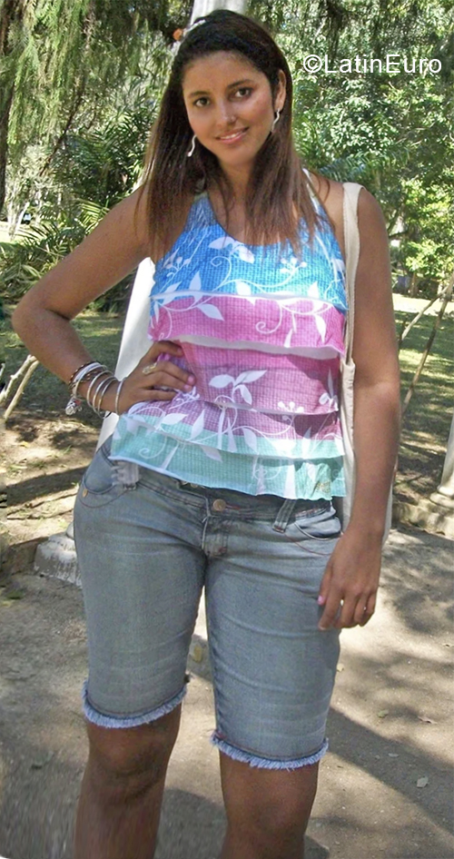 Date this foxy Brazil girl Lucia from Rio de Janeiro BR10618