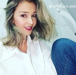 happy Brazil girl Claudia from Sao Paulo BR10625