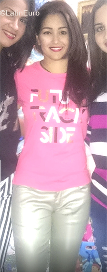 Date this cute Peru girl Caro from Lima PE1296