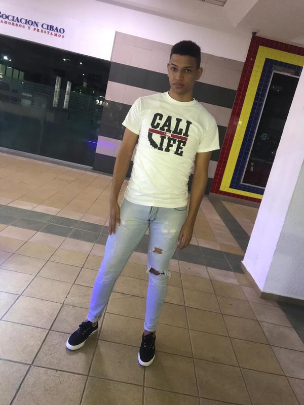 Date this hot Dominican Republic man Wander0102 from Santo Domingo DO33029
