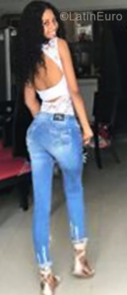 Date this charming Colombia girl Marian from Buenaventura CO24215