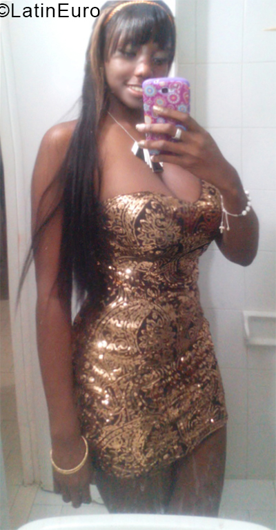 Date this beautiful Colombia girl Pamee from Cali CO24266
