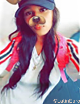 Date this lovely Colombia girl Carol from Bucaramanga CO24303