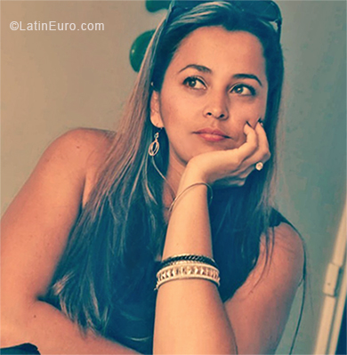 Date this gorgeous Colombia girl Liliana from Medellin CO24333