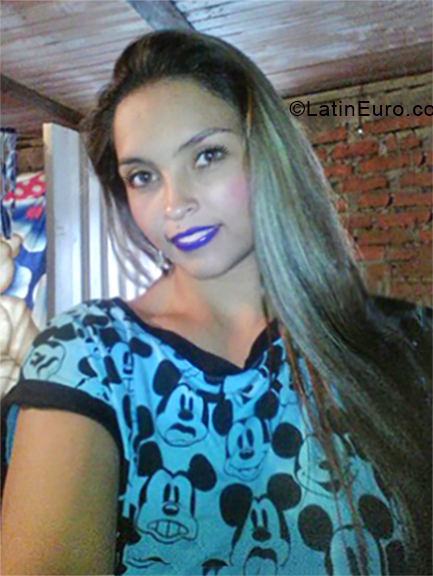 Date this athletic Colombia girl Andrea from Tulua CO24370