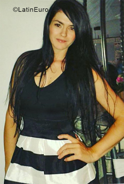 Date this charming Colombia girl Paulina from Medellin CO24440