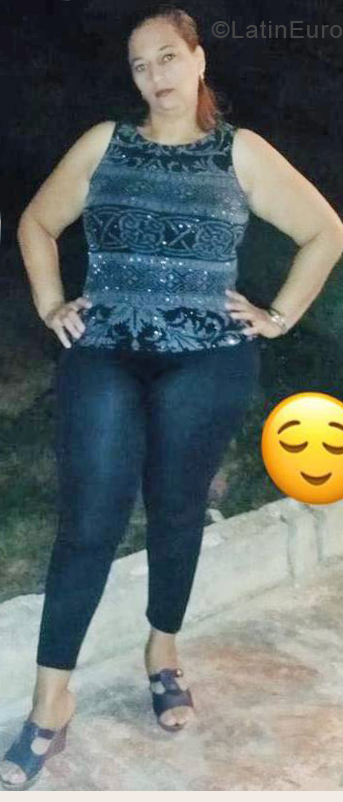 Date this good-looking Dominican Republic girl Marlene from Higuey DO33382