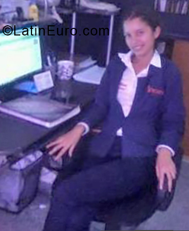 Date this attractive Venezuela girl Sasha from El Tigre VE1984