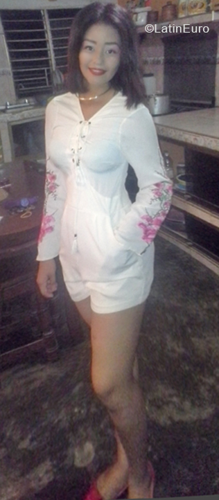 Date this fun Venezuela girl Yuremar from Guanare VE1985