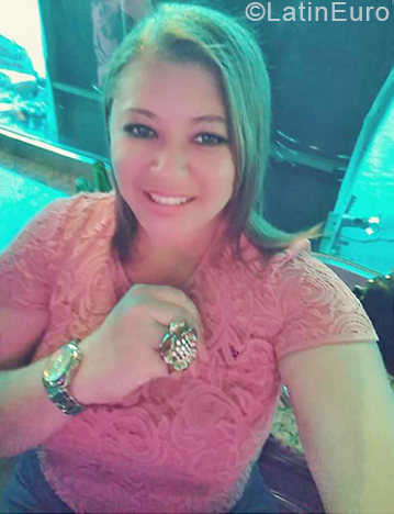 Date this good-looking Dominican Republic girl Loreley from Valverde DO33575