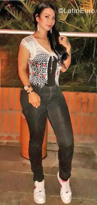 Date this young Colombia girl Nata from Medellin CO24663