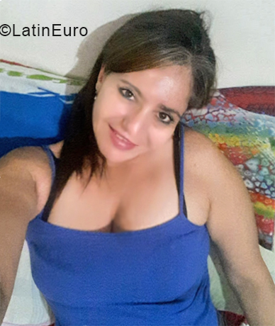 Date this georgeous Colombia girl ADRIANA from Medellin CO24736