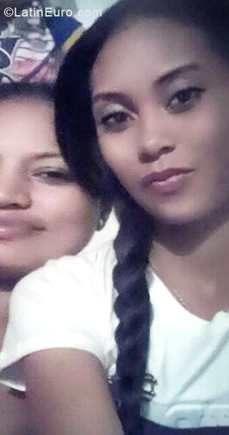 Date this beautiful Colombia girl Sonia from Jamundi CO24791