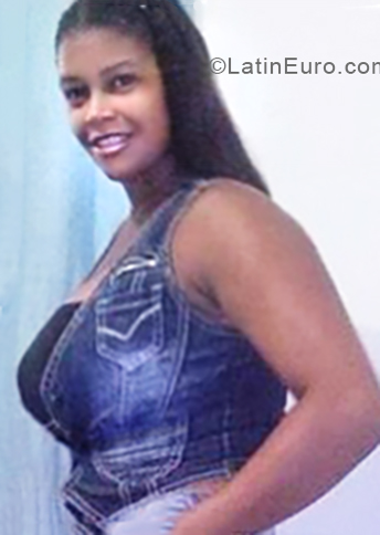 Date this good-looking Colombia girl Diana from Cali CO24917
