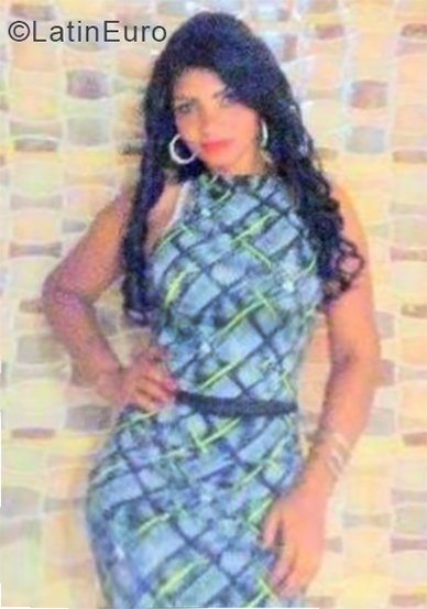 Date this pretty Dominican Republic girl Ana from Santiago DO34968