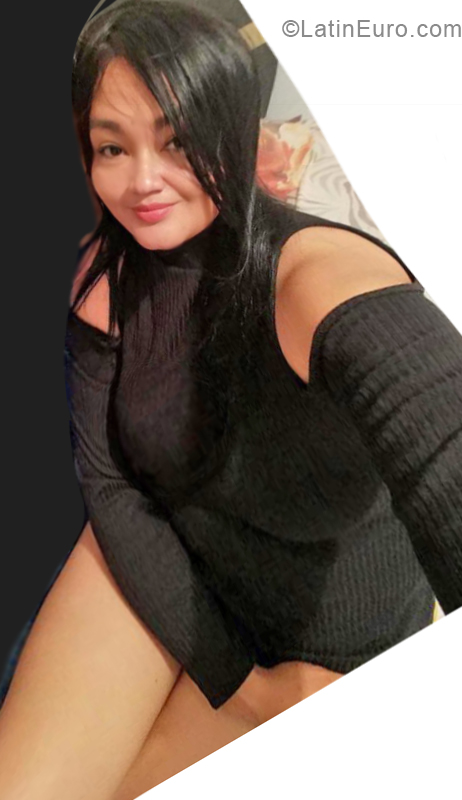 Date this passionate Colombia girl Katherine from Barranquilla CO25634