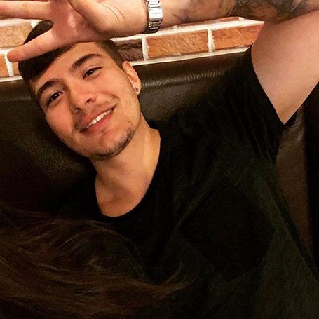 Date this passionate Colombia man Juane from Medellín CO24989