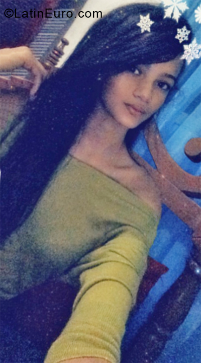 Date this attractive Dominican Republic girl Joseleny from Puerto Plata DO34215