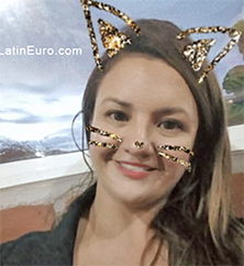Date this sultry Colombia girl Natalia from Bucaramanga CO25094