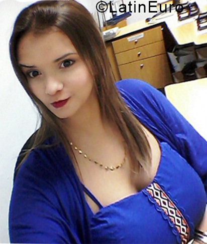 Date this stunning Venezuela girl Cindy from Chacao VE2263