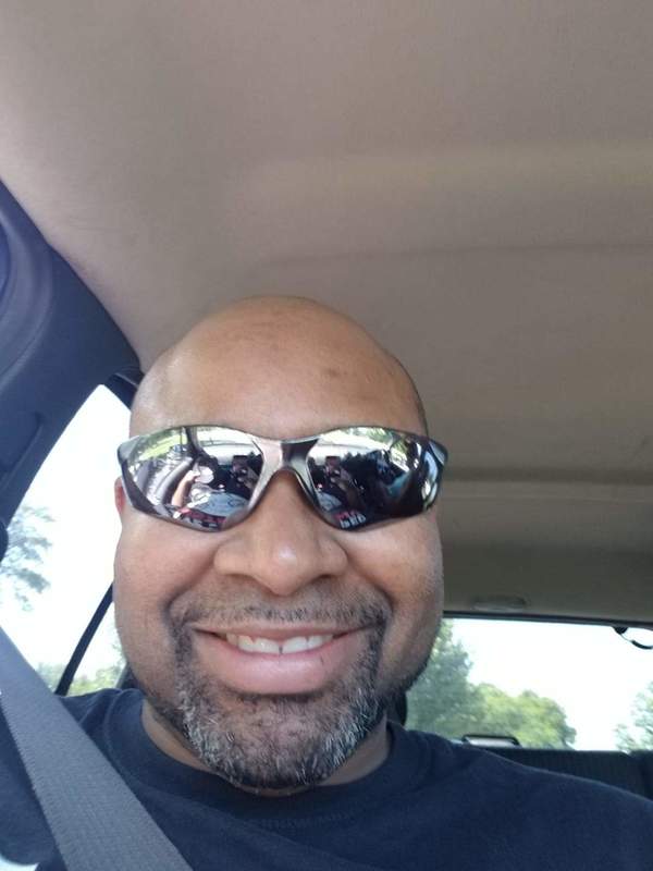 Date this sensual United States man Derrick from Aurora US19918