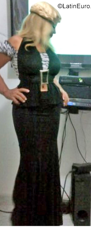 Date this funny Colombia girl Mary from Bogota CO25304