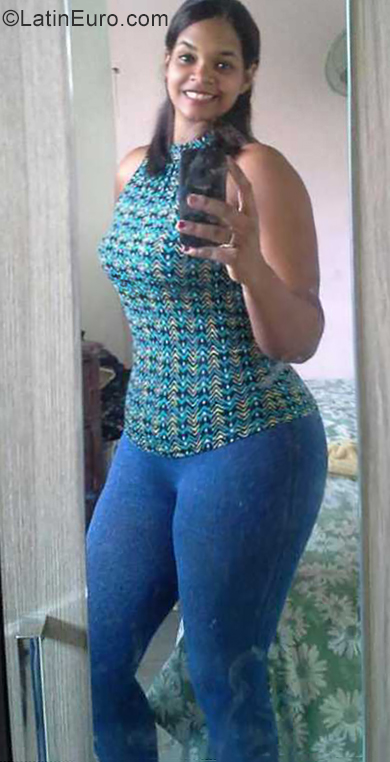 Date this hot Dominican Republic girl Ivette from Santo Domingo DO34687