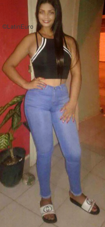 Date this funny Venezuela girl Karla from Cumana VE2370
