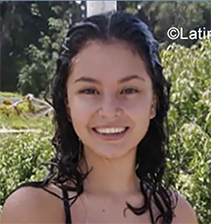 Date this charming Venezuela girl Paula from Caracas VE2357