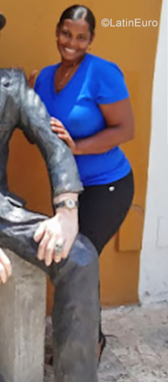 Date this delightful Dominican Republic girl Damaris from Bani DO34936