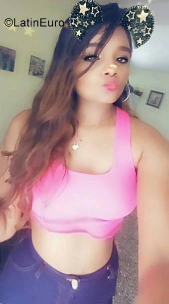 Date this beautiful Dominican Republic girl Vanessa from Santo Domingo DO34963