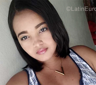 Date this delightful Dominican Republic girl Karelen from  DO34976