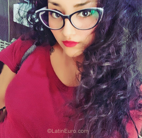 Date this tall Peru girl Silvana from Peru PE1397