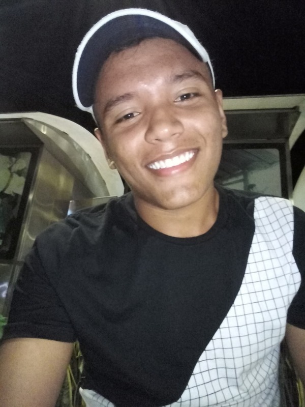 Date this tall Colombia man Juan from Sincelejo CO25469