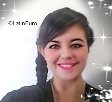 Date this hot Venezuela girl Carolina from Maricaibo VE2428