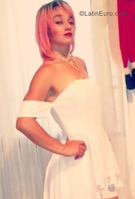 Date this georgeous Colombia girl Yoembre from Medellin CO25522