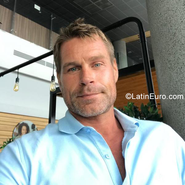 Date this gorgeous New Zealand man DAVID from Tauranga NZ46