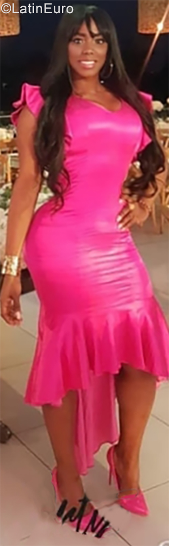 Date this delightful Colombia girl Tamara from Cali CO25526