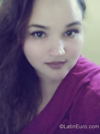 Date this exotic Dominican Republic girl Yanna from Santiago De Los Caballeros DO35140