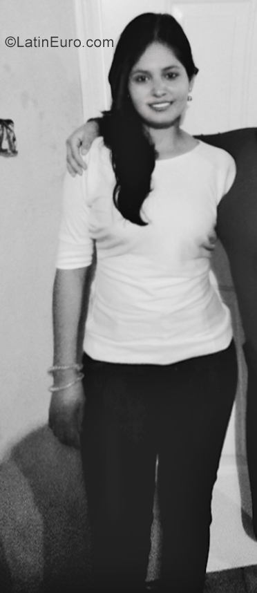 Date this good-looking Venezuela girl Maria from Merida VE2465