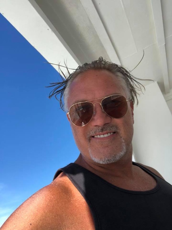 Date this tall Chile man Bastian from chile SE257