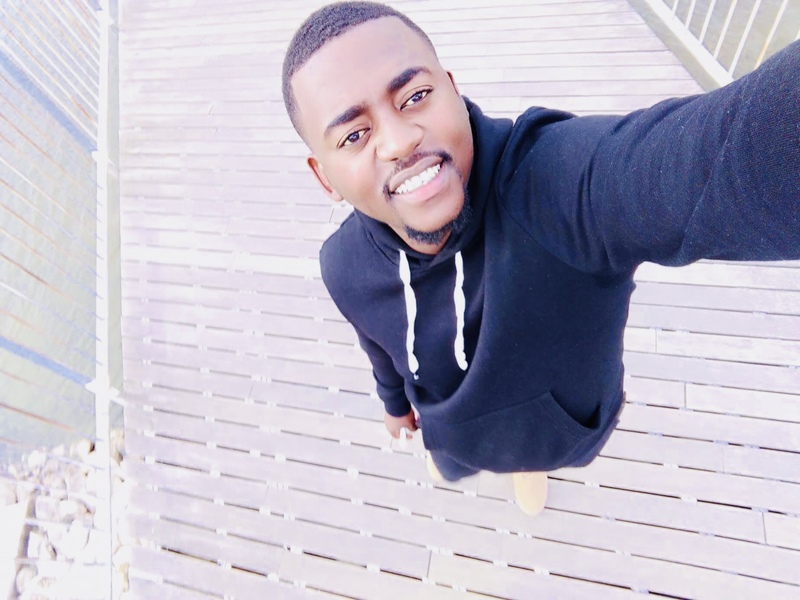 Date this athletic United States man Edson from Le Mans US20076