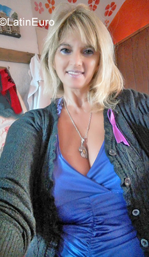 Date this hot Uruguay girl Eljan from Treinta Y Tres UY26