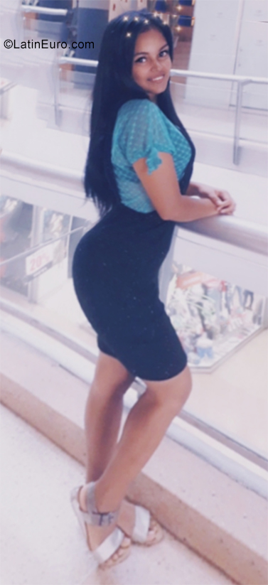 Date this beautiful Venezuela girl Anahis Quintero from Barinas VE2500