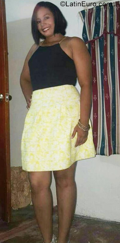 Date this hard body Colombia girl Liseth from Cartagena CO25630