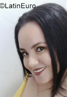 Date this young Colombia girl Johanna from Barranquilla CO25647