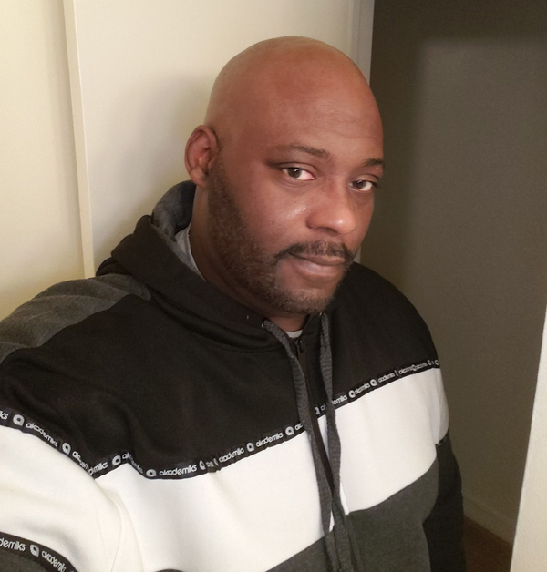 Date this athletic United States man Jay from Columbus US20122